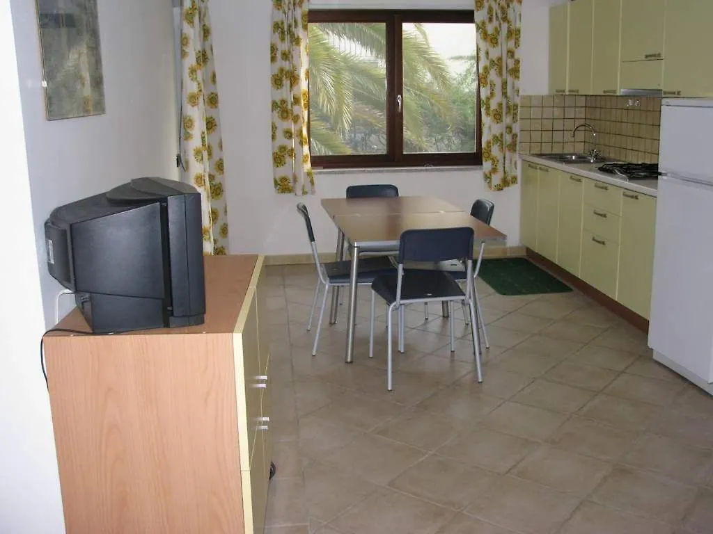 Portoghesi Apt Àrbatax Apartmán