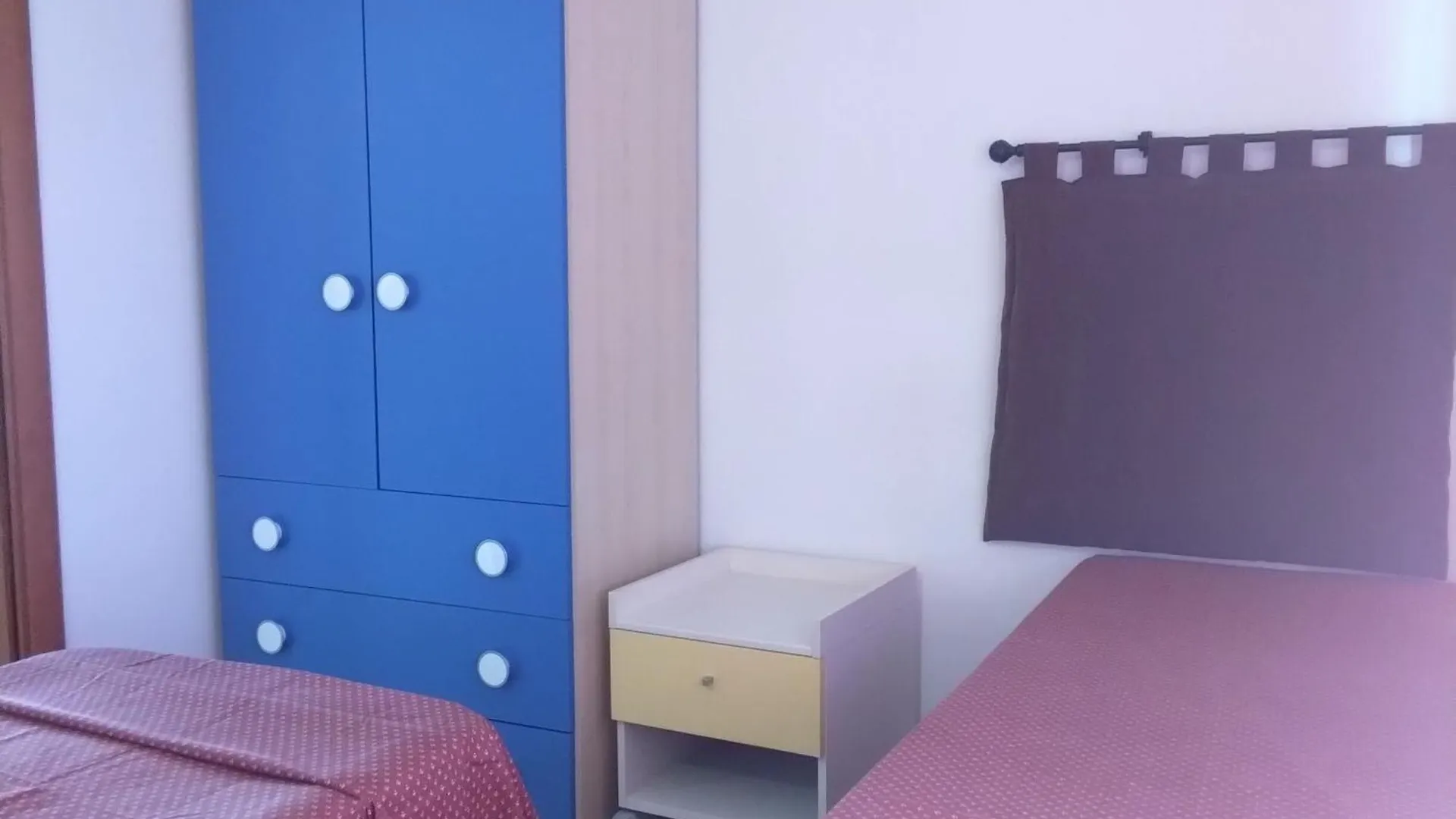 Portoghesi Apt Àrbatax 0*,