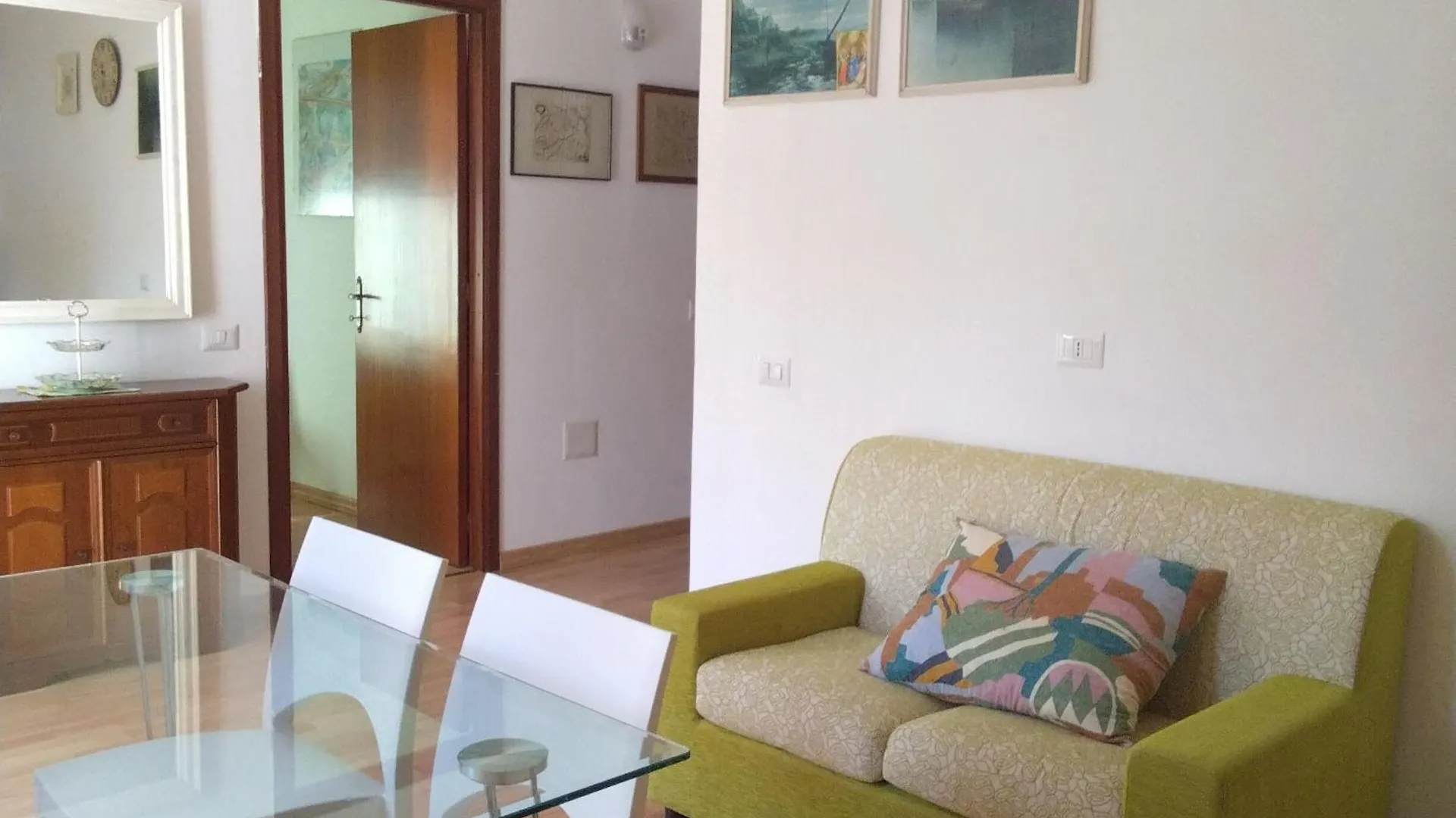 Portoghesi Apt Àrbatax 0*,